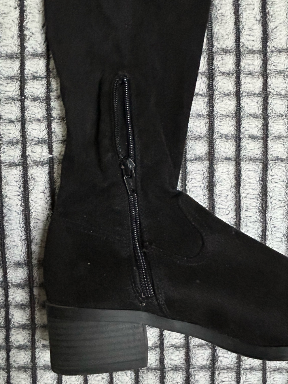 Women’s Steve Madden Over-The-Knee Block Heel Boots (6) - Picture 7 of 13
